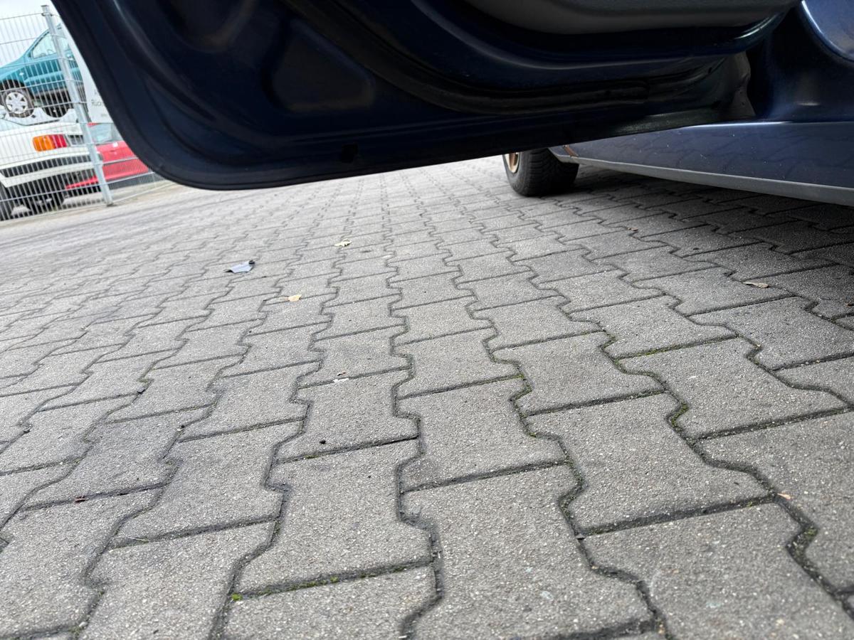 Ford Focus 2 DA3 original Tür hinten links Burmablau Rohbau Kombi Turnier BJ10